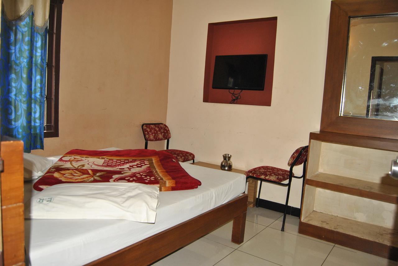 Ezhil Residency Hotel Kodaikanal Eksteriør billede