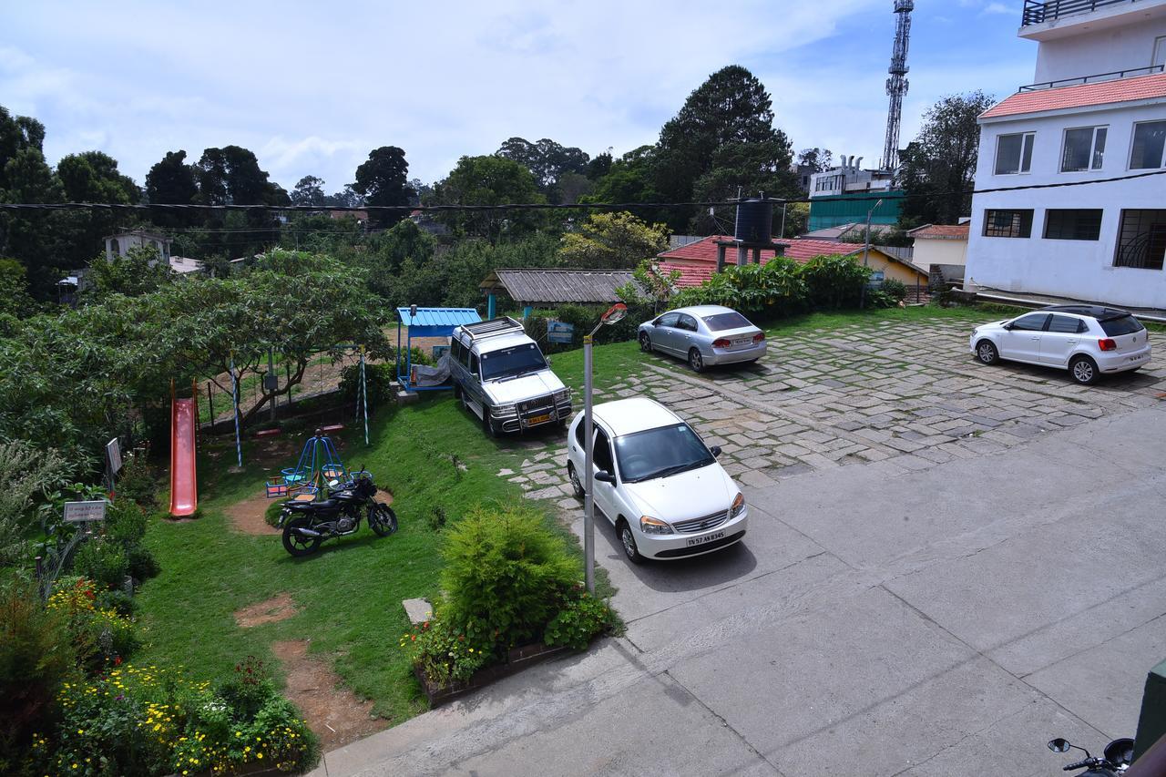 Ezhil Residency Hotel Kodaikanal Eksteriør billede