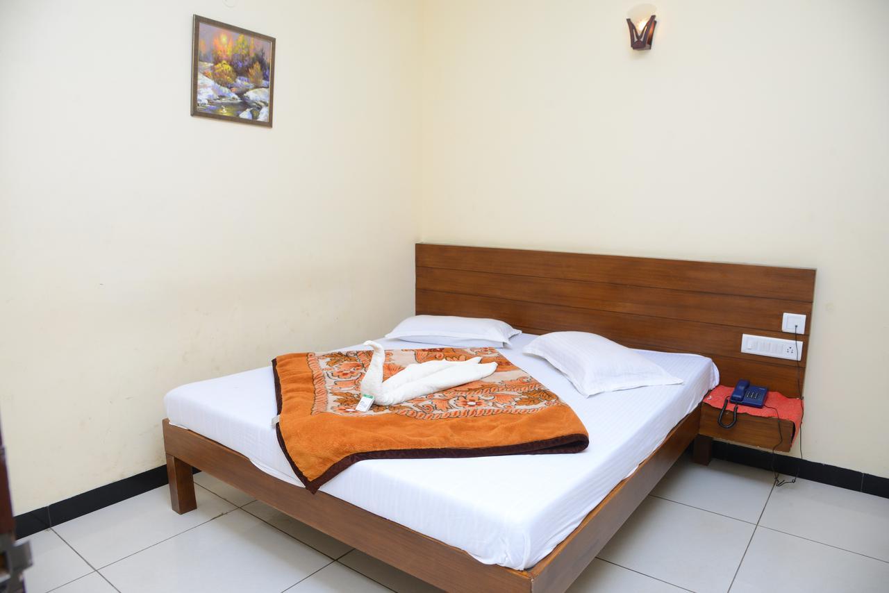 Ezhil Residency Hotel Kodaikanal Eksteriør billede